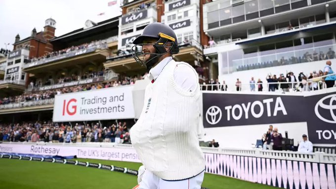 Chris Woakes in his last appearance during Anderson-Tendulkar Trophy against India, Despite the hand injury he decided the Bat at 10. (Twitter/X)